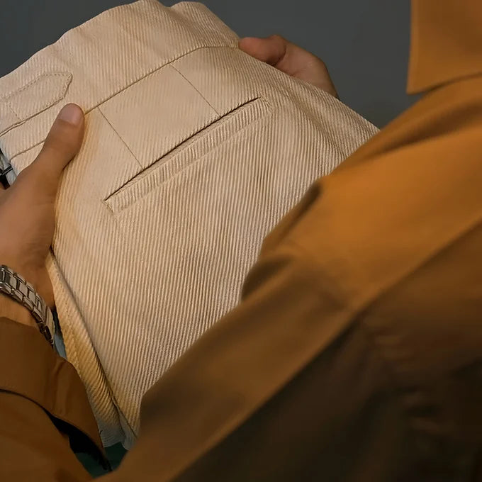 الزي الرسمي غير الرسمي