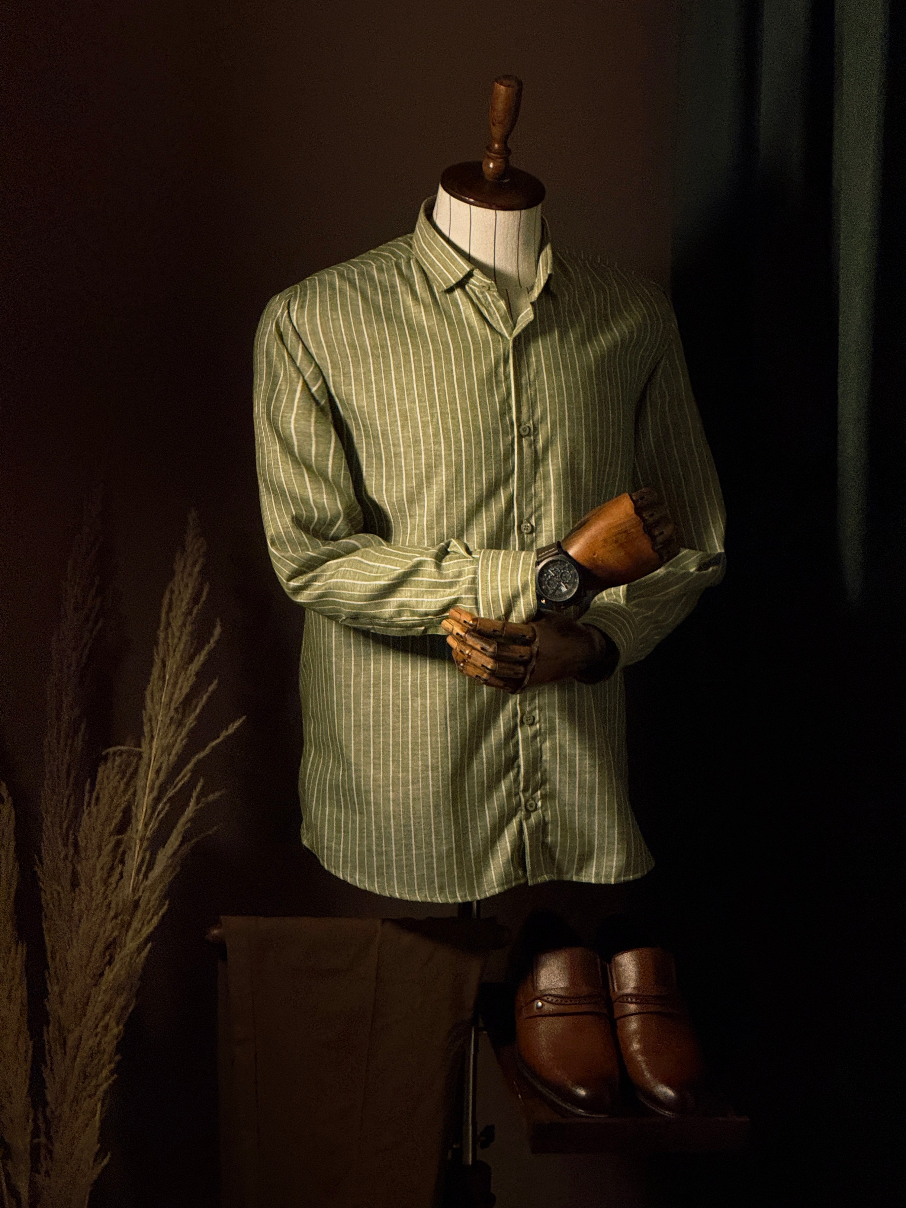 ئاڤیرا لینیا